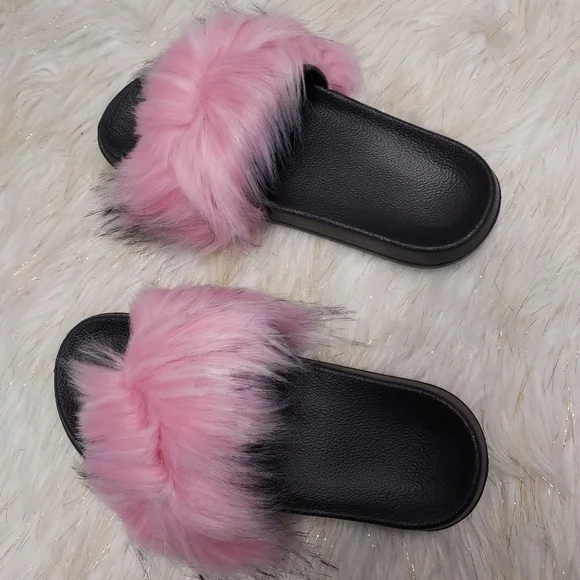 Pink Plush Furry Rubber Sole Slippers - Picture 3 of 5